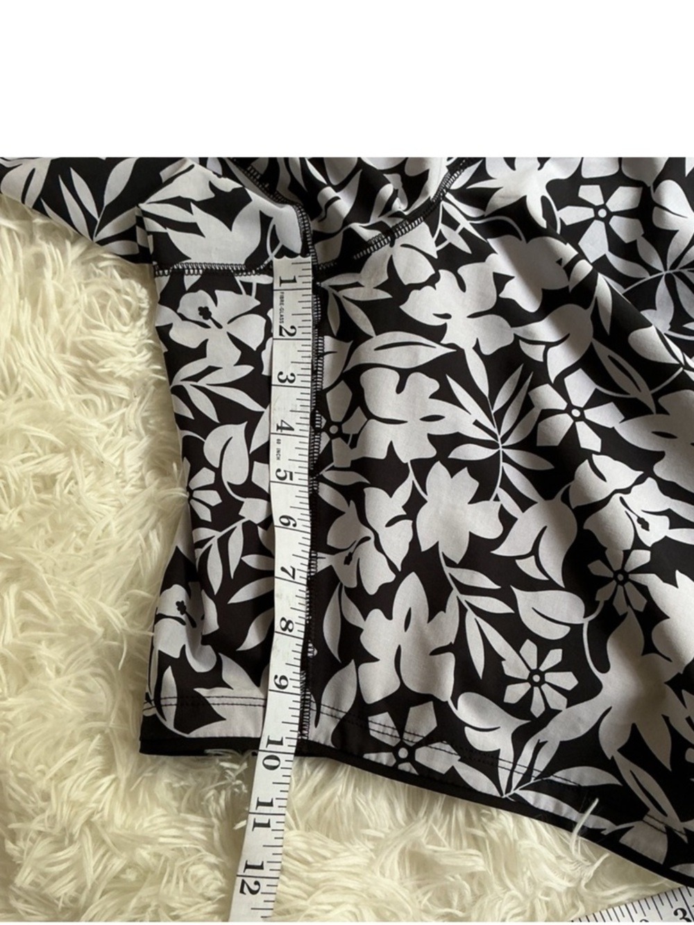 Lands’ End Women’s Quick Dry Swim board Shorts black white tropical print 18 - Picture 4 of 12